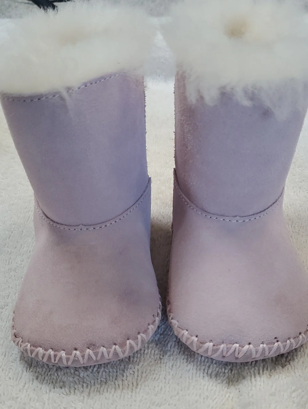 UGG Infants Caden Pink Suede Booties. Cozy Shearling Lining. Size 2-3